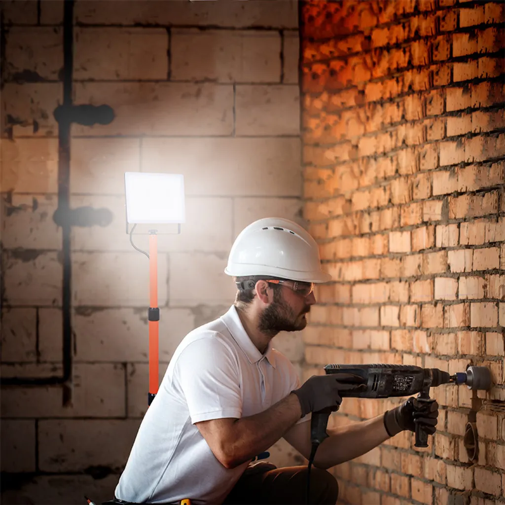 Éclairage de Chantier LED 50W avec Trépied - Idéal Rénovation Solight