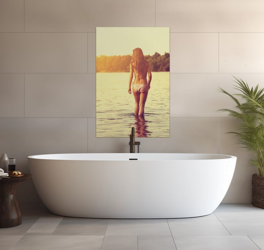 Wallario wasserfestes Poster selbstklebend 91,50 x 61 cm, Mädchen im See, Badezimmerposter Spritzschutz mit Hochglanzoberfläche in Glasoptik