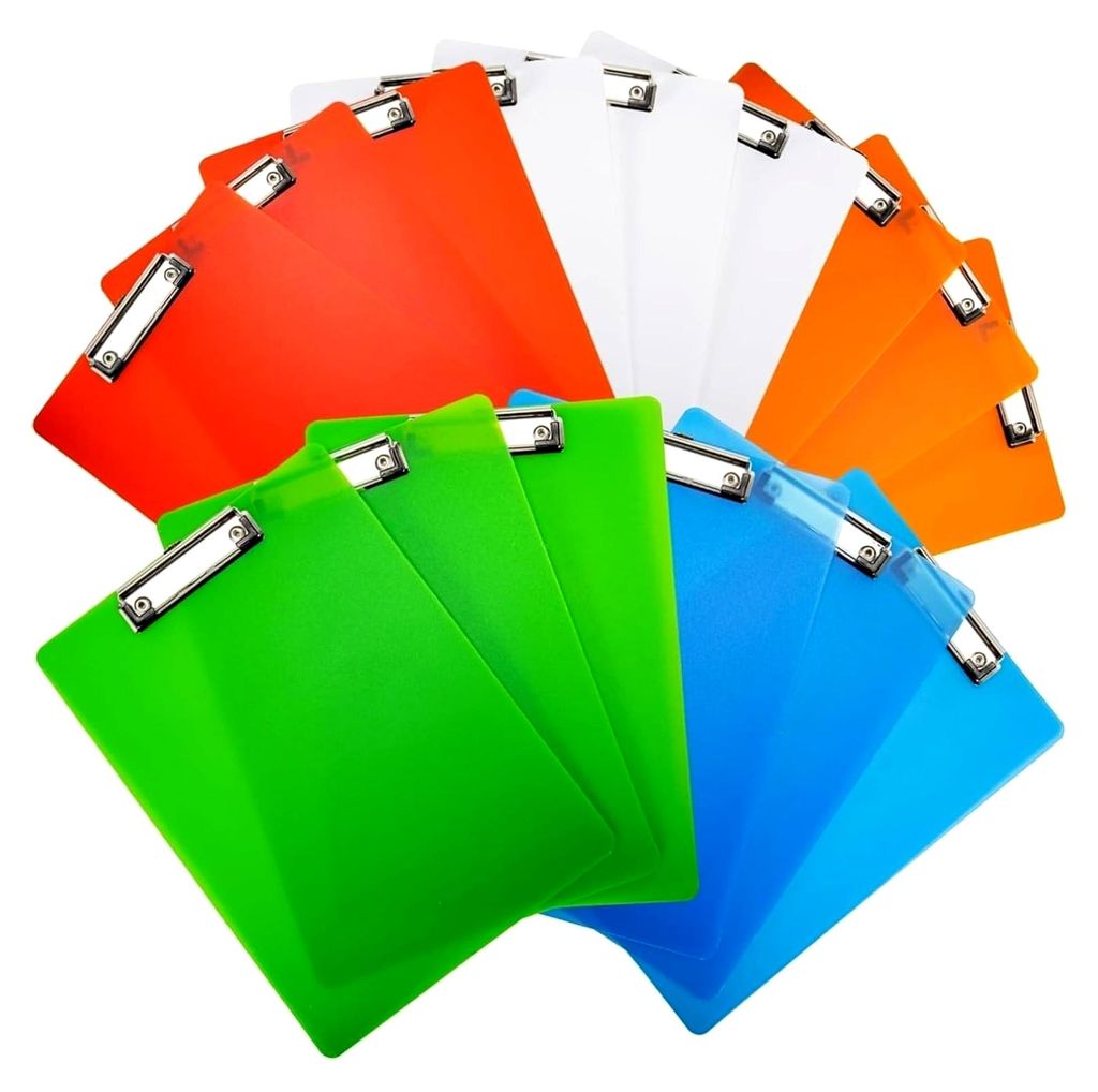 A4 Klemmbrett mit gummierter Metalklemme, 22 x 31 cm, Schreibblock Set in 5 Farben, Kunststoff-Klemmbrett für Büro, Schule, Arbeit, Business
