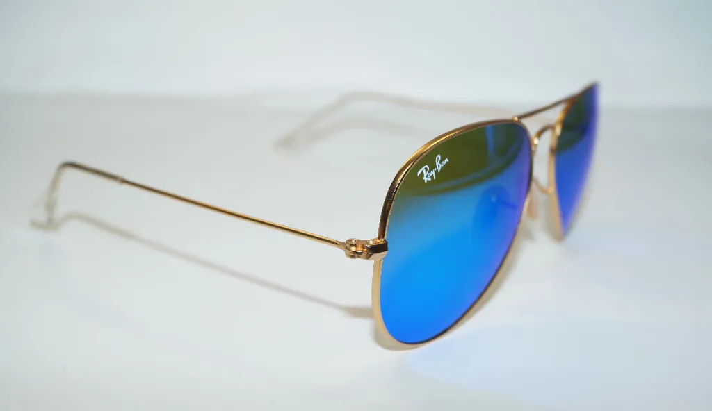 Ray-Ban RB3025 Aviator Dorées et Verres Bleus : Style et Protection