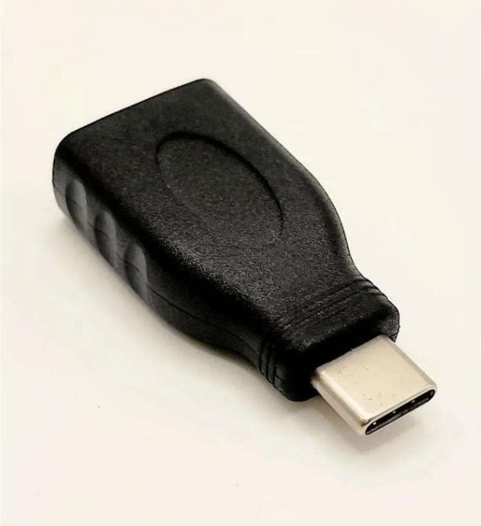 Convertitore LINEAIRE AD331 USB-C a USB-A 3.0 - Design Compatto Nero