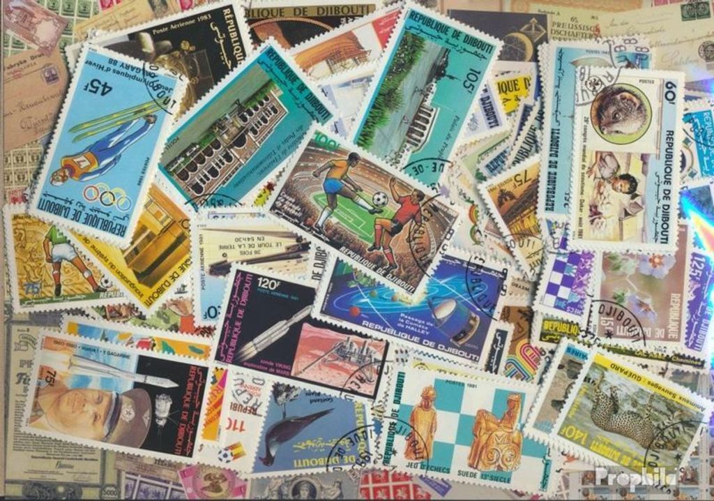 Briefmarken Dschibuti 250 verschiedene Marken