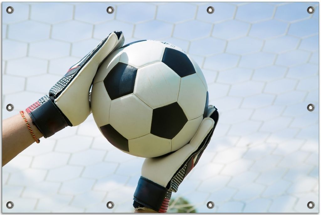 Wallario Outdoor-Poster für Garten oder Balkon, Motiv Fußball - Torwart im Tor vor blauem Himmel, in ca. 80 x 120 cm