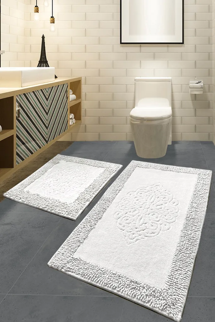 Set Tappetini Bagno in Cotone: Morbidezza e Sicurezza Antiscivolo