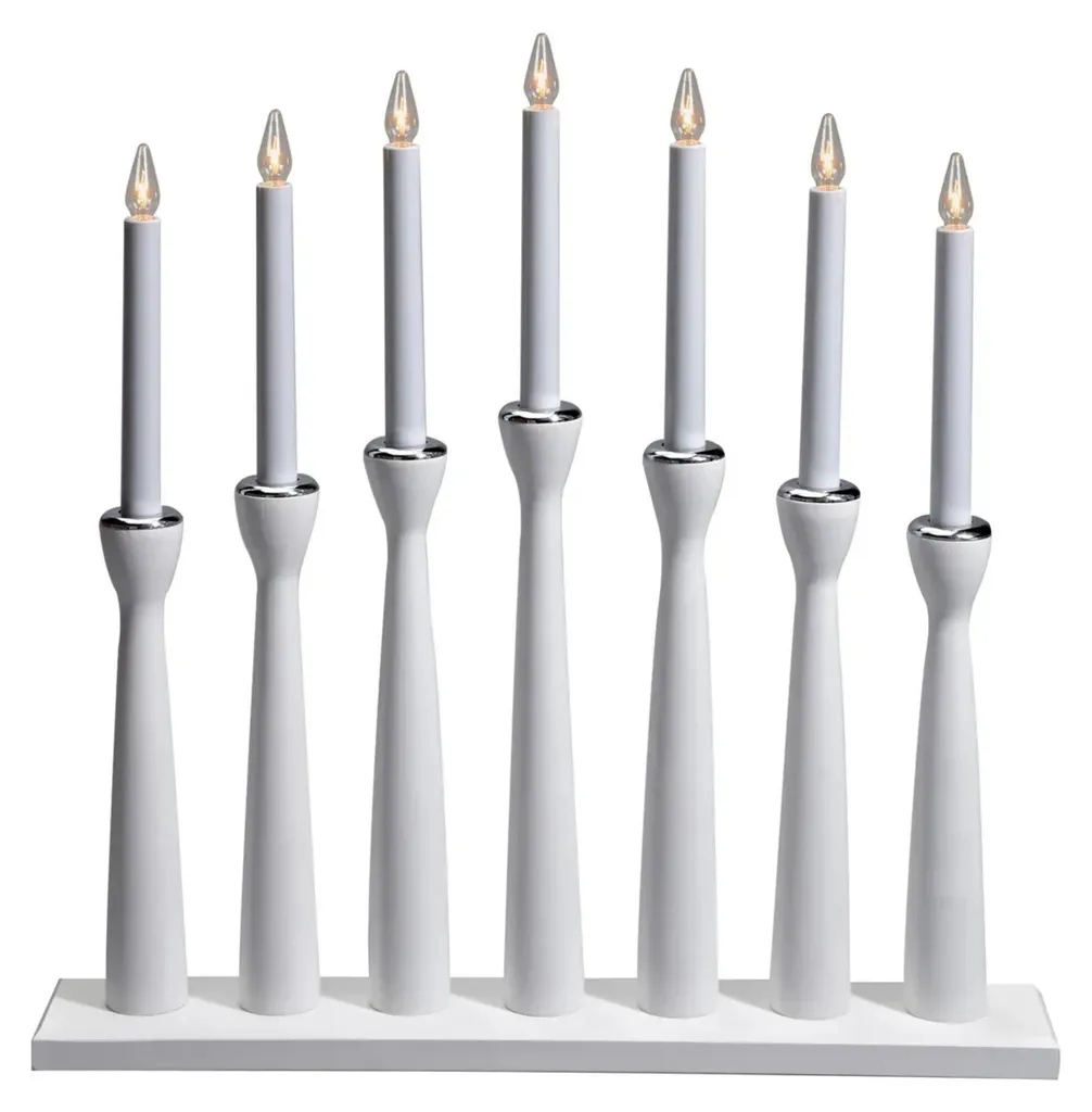 Lampe de table MÅSESKÄR Markslojd en métal blanc finition élégante