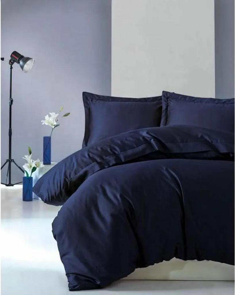 Housse de Couette 220 x 240 cm Bleue Menzzo pour un Sommeil Réparateur