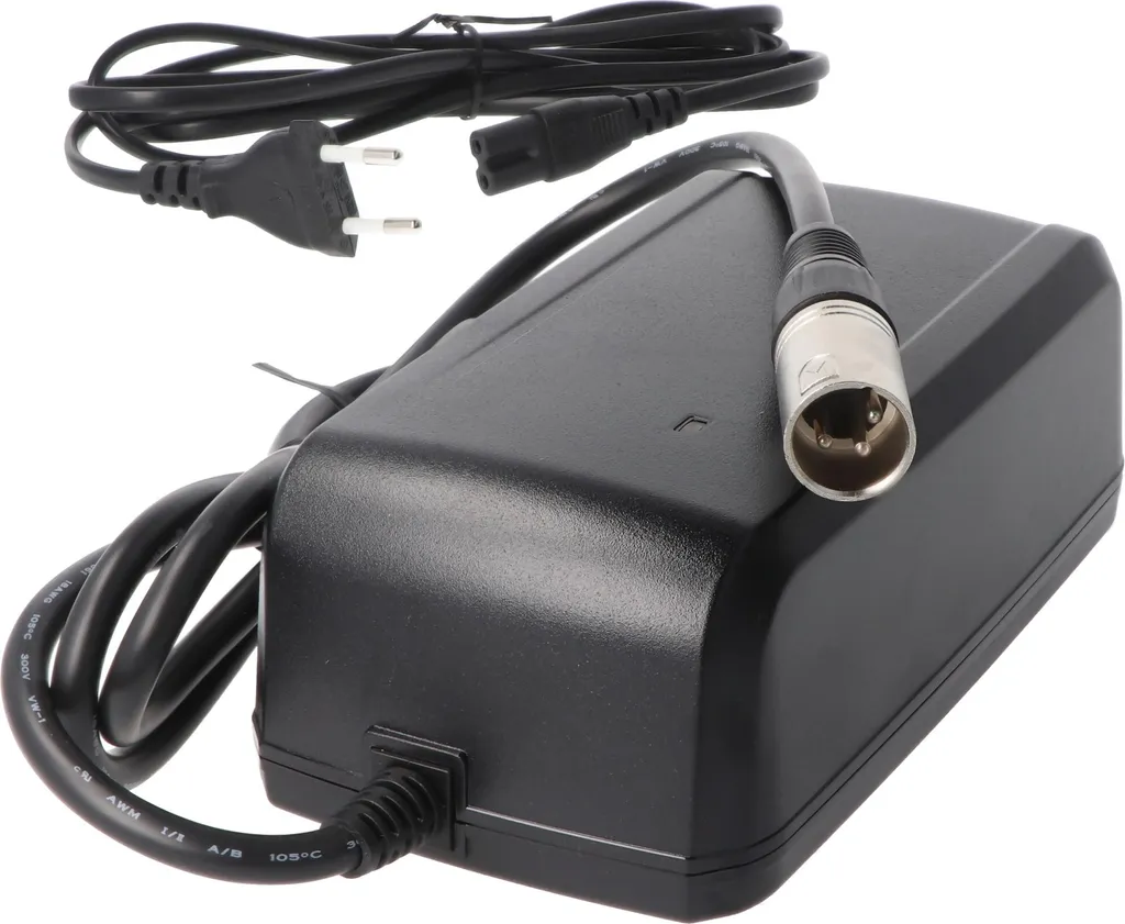 Chargeur de remplacement 41,8 V pour VAE et mobilité urbaine 3 pins
