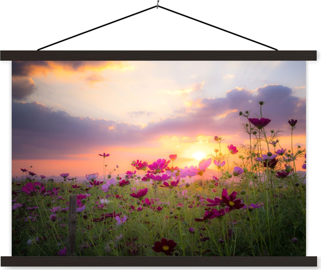 MuchoWow Textilposter Blumen - Rosa - Sonnenuntergang - Natur - Wiese - Horizont 90x60 cm mit schwarzem Rahmen - Aufhängungssatz