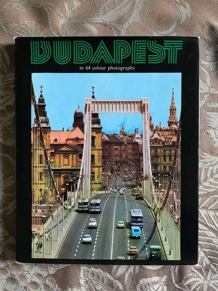Canapé droit Budapest idéal pour petit appartement et studio d'étudiant
