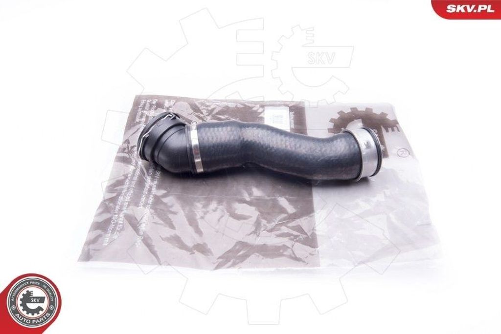 ESEN SKV 24SKV720 Turbo Ladeluftschlauch für BMW 5 Limousine (E60) 5 Touring (E61)