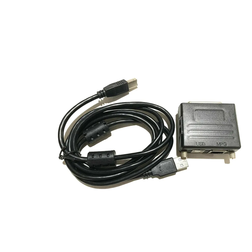 NC200 USB Motion Controller : 6 Axes MACH3, Design Compact, Rapide