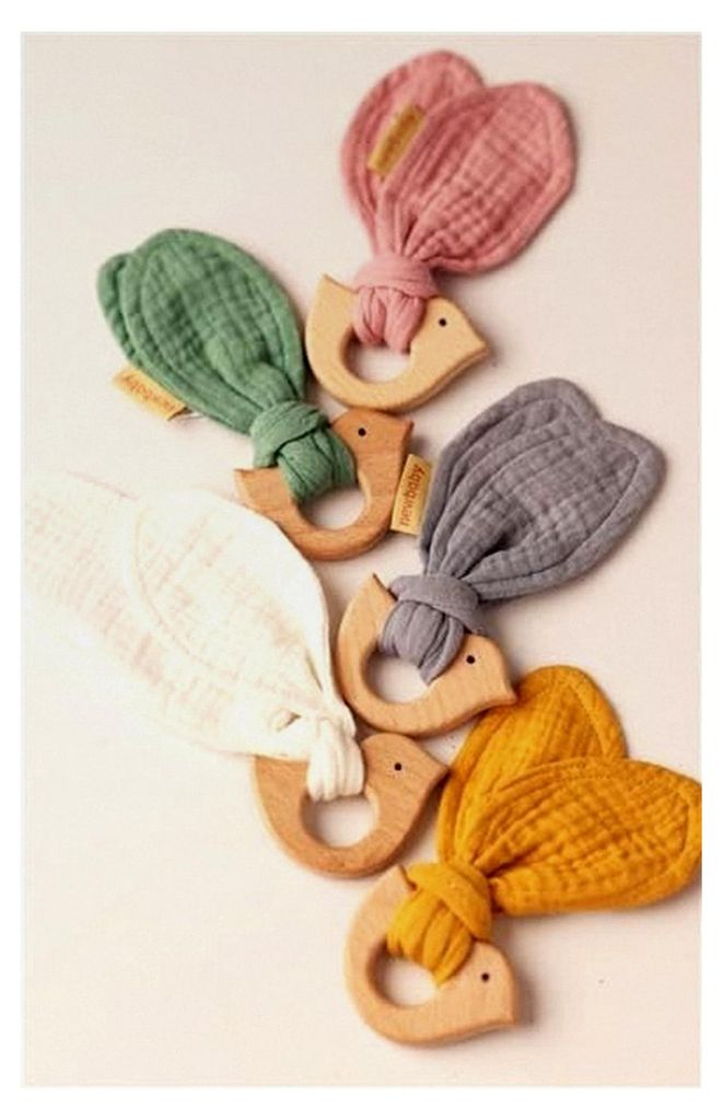 Beißring für Babys mit Vogelmotiv in Weiß