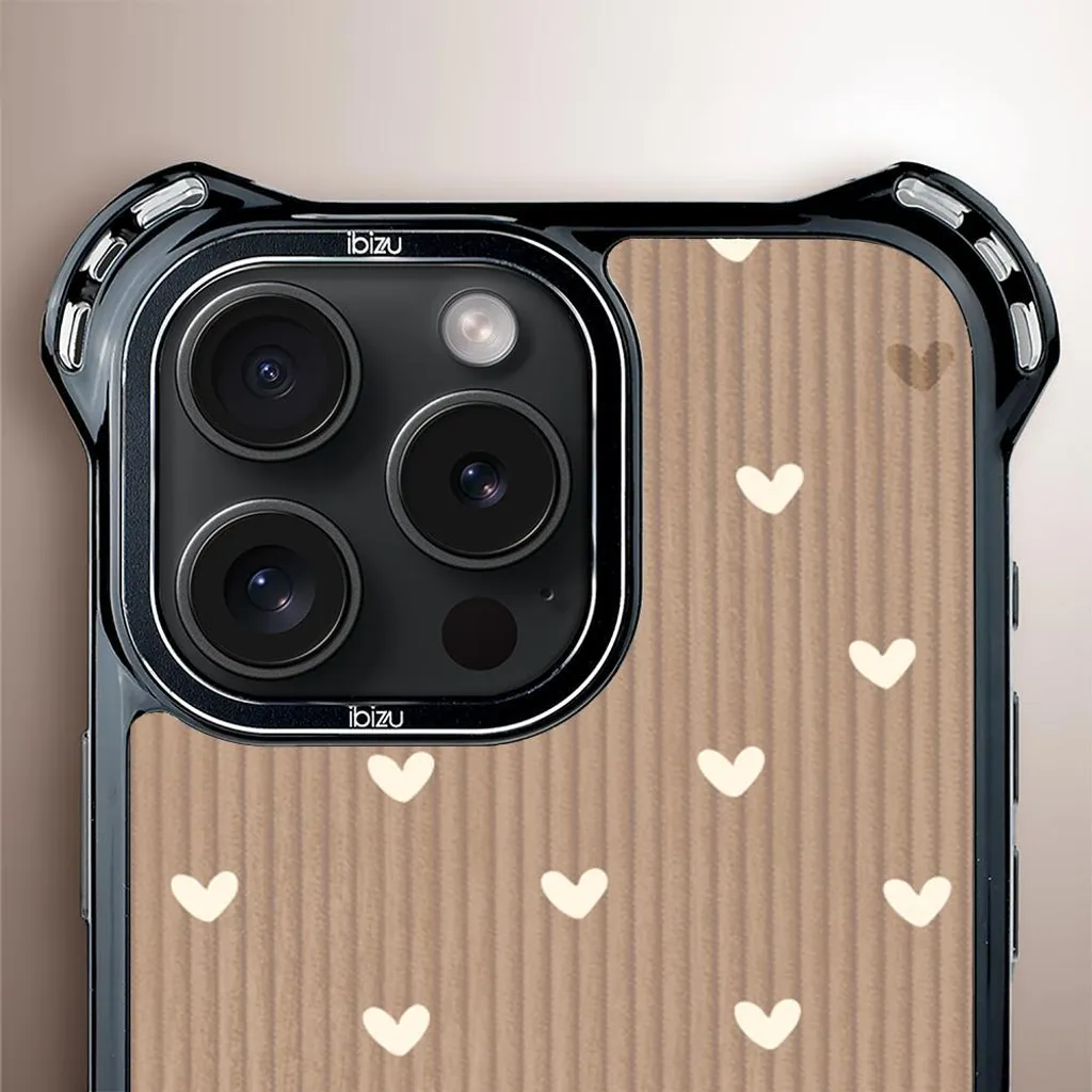 Coque iPhone 14 Pro Max Antichoc MagSafe : Évitez les Bris d'Écran Style Boho
