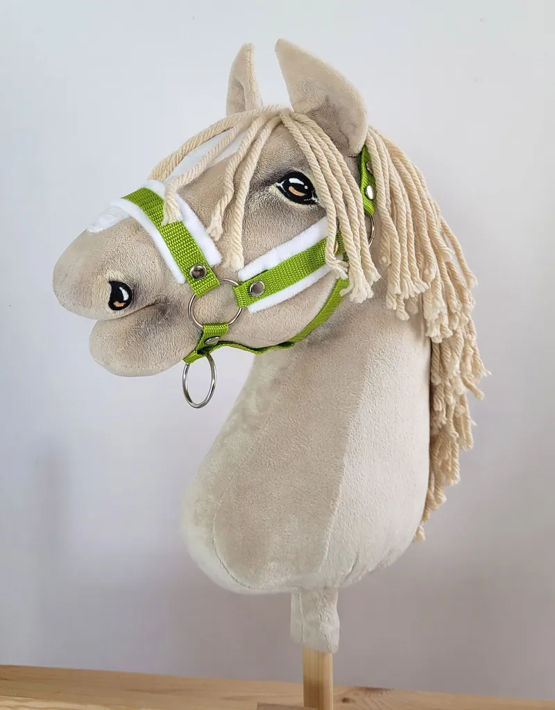 Hobby Horse A3 Citron Vert Frais - Cheval Bâton avec Fourrure Blanche