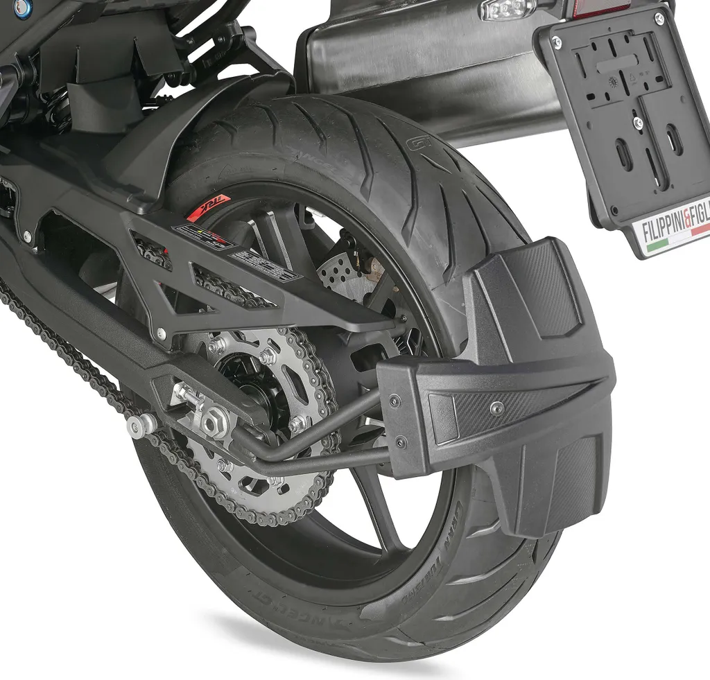 Kit de fixation GIVI RM02 : stoppez les projections d'eau sur votre moto