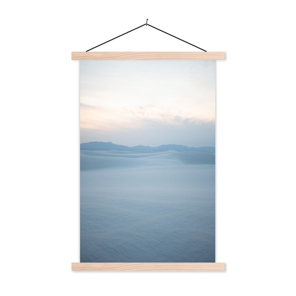 MuchoWow Textilposter Weiß - Sand - Amerika 60x90 cm mit holzfarbenen Rahmen - Textil
