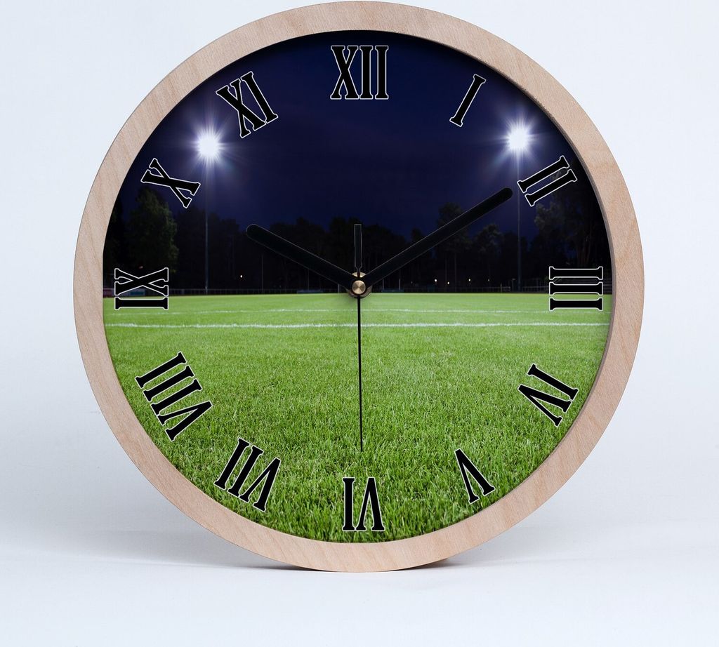 Holzuhr 20fi cm wanduhr - schwarze Spitzen - Fußballplatz