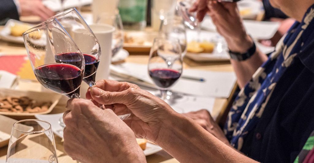 mydays Weinseminar für Einsteiger Frankfurt am Main; Erlebnis verschenken oder selbst erleben; Gutschein für 1 Person(en)