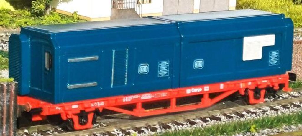 Loewe Set aus 2 Bauzug-Wohncontainer DB Ep. III/IV, blau / HO (Set C) 2477