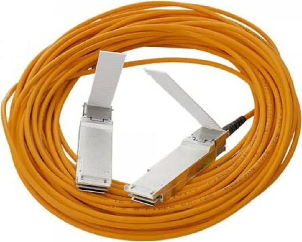 Finies les pertes de signal 40G : câble optique HPE QSFP+ 7m actif