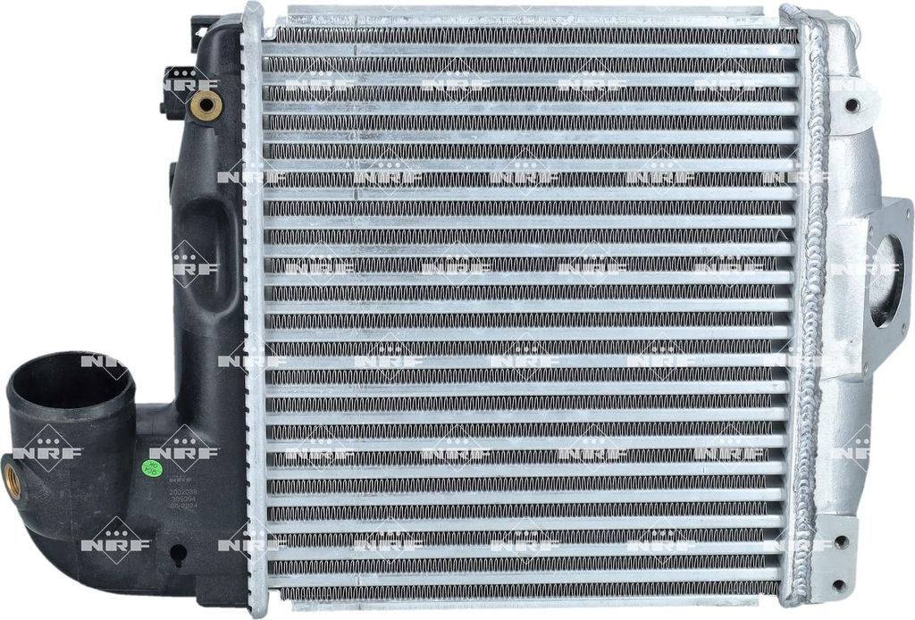 Ladeluftkühler Kühlrippen gelötet 275 mm - 307 mm NRF für TOYOTA HILUX