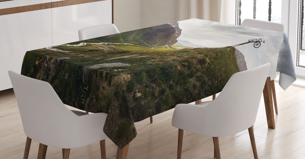 ABAKUHAUS Landschaft Tischdecke, Motorradfahrer auf Mountain Top, Personalisierter Druck Klare Farben ohne Verblassen Waschbar für Außen Bereich,...