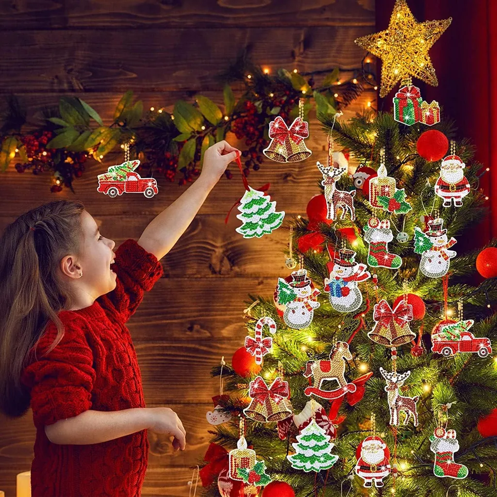 Set de 12 Diamond Painting 5D pour Enfants - Porte-clés de Noël DIY
