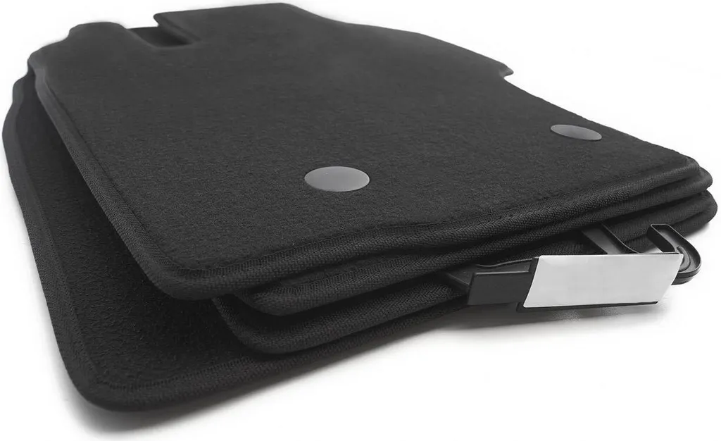 Set 4 Tappetini Auto Dacia Duster 4x4: Velours Nero Qualità Originale