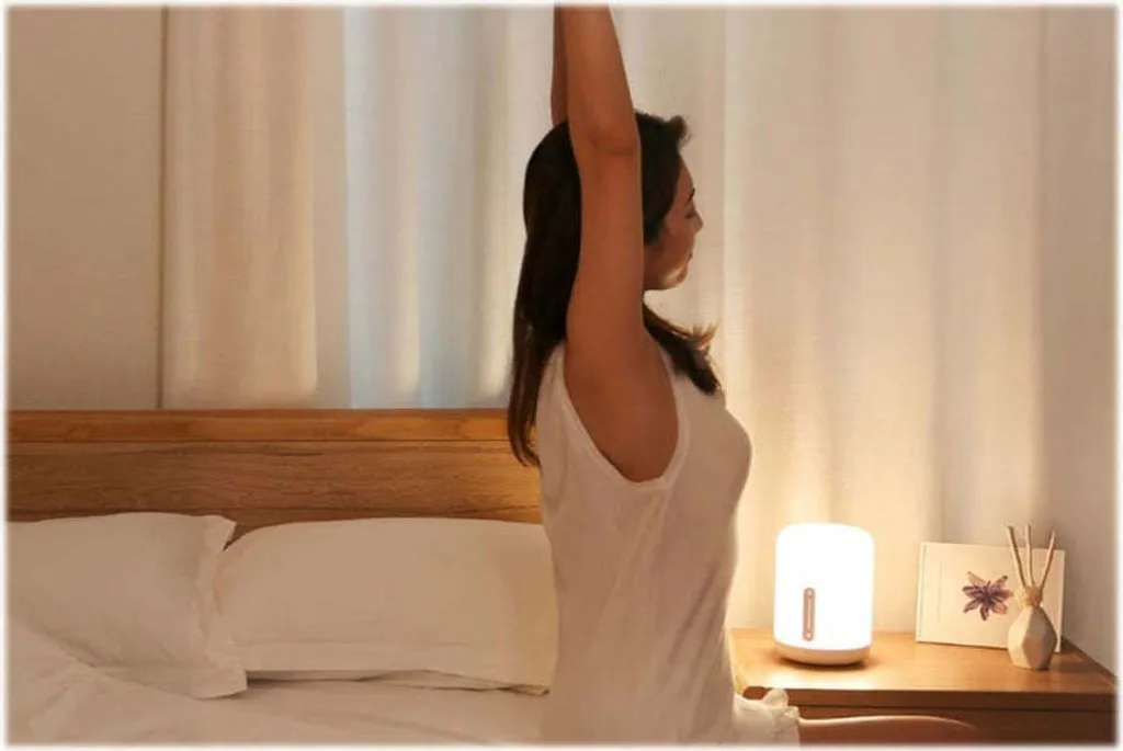 Xiaomi Mi Bedside Lamp 2 : Lampe LED à Intensité Variable Couleurs - 22