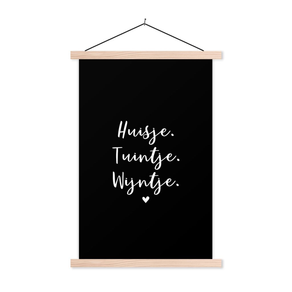 MuchoWow Textilposter Haus, Garten, Wein - Zitate - Text - Wein - Haus 60x90 cm mit holzfarbenen Rahmen - Textil