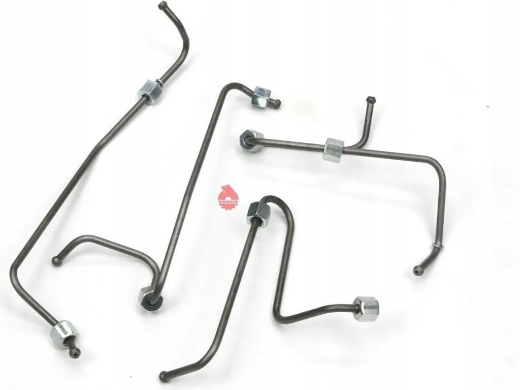 Lignes d'injection Ursus C-385 pour réparation moteur 4-cylindres C385