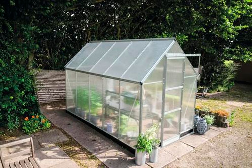 Gewächshaus Halls Icon 6 6,1 m² Polycarbonat 4 mm 192,5 x 316,9 cm silber