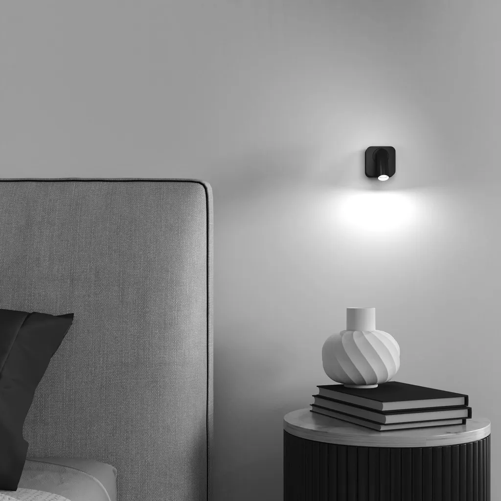 Applique Mirax orientable noire avec interrupteur pour lecture confortable