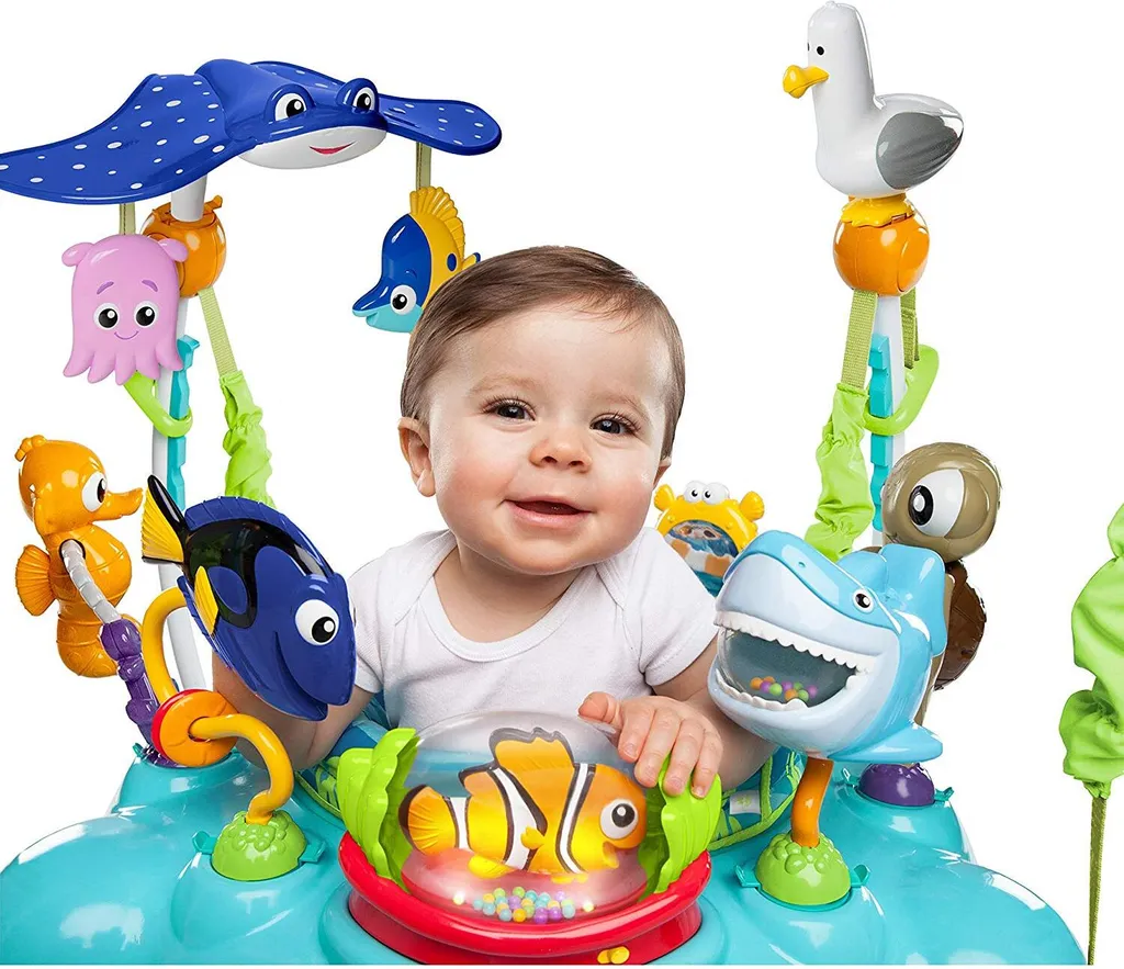 Poussette Disney Finding Nemo 60701 - Design ergonomique et fun - 8