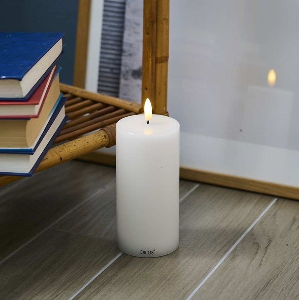 Sirius LED Kerze Sille 7,5 x 15 cm wiederaufladbar weiß