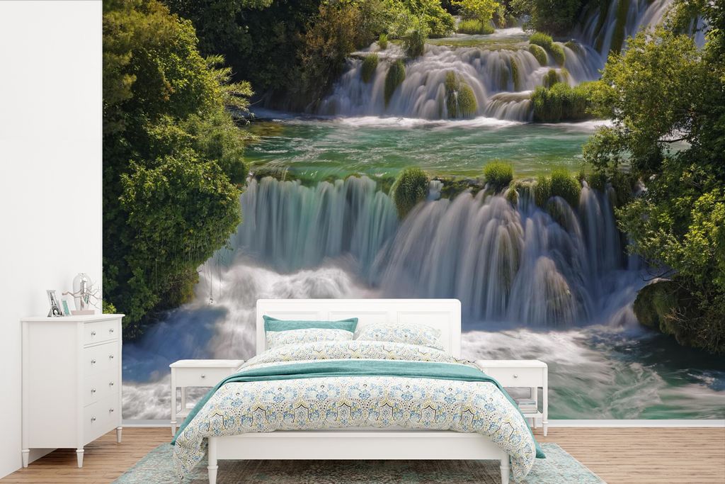 MuchoWow Fototapete für Wohnzimmer oder Schlafzimmer Wandtapete Vinyl Motivtapete Tosende Wasserfälle in den Flüssen des Krka-Nationalparks in...