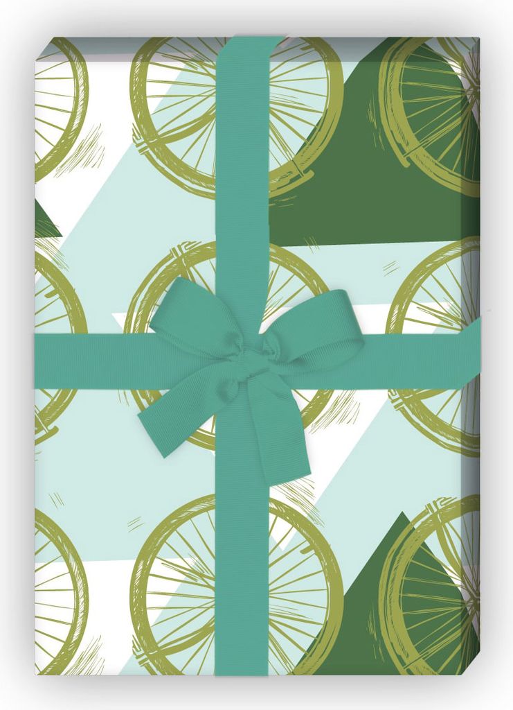 Grafisches grünes Geschenkpapier Set mit Dreiecken und Produktbild 