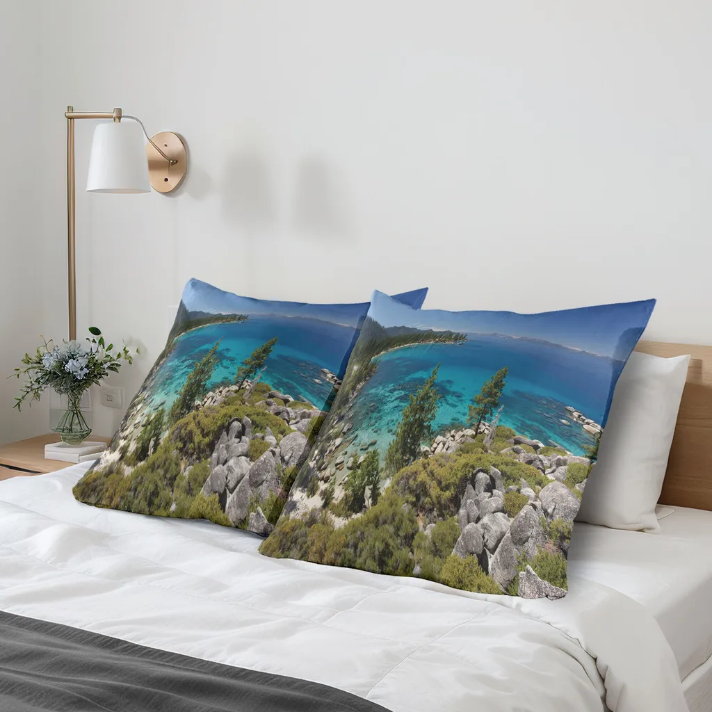 ABAKUHAUS Lake Forest Federa per cuscino Confezione da 2, Splendido paesaggio naturale del Lago Tahoe Kayaking Shore Rocks, Federa per cuscino decorativa stampata, 80x80 cm, blu acquamarina