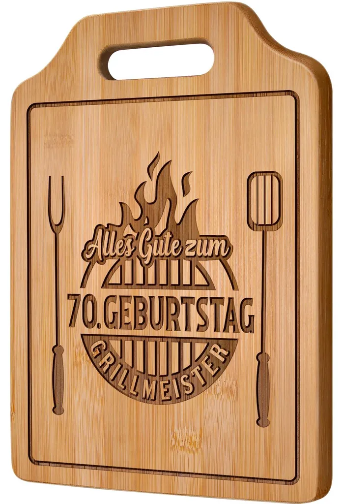 Cadeau 70 ans homme : Planche bambou gravée pour un souvenir utile