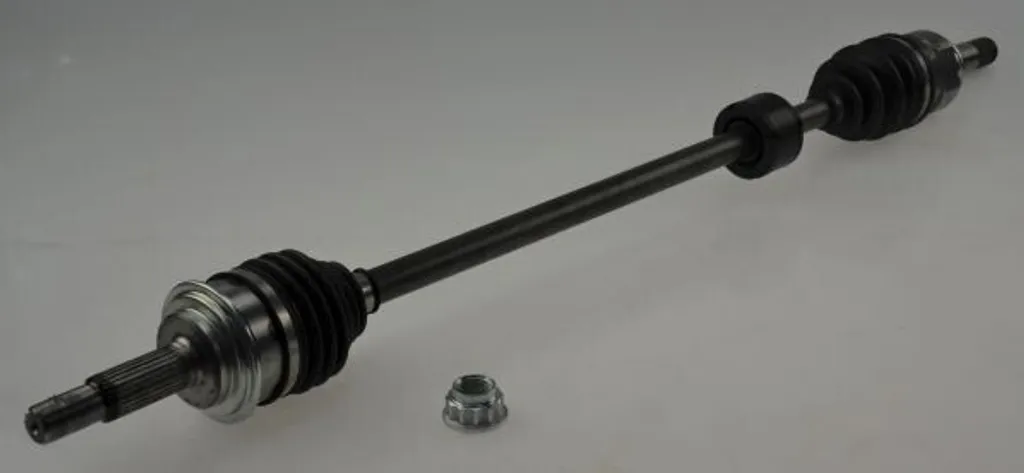 Arbre de transmission robuste en acier renforcé Yaris P13