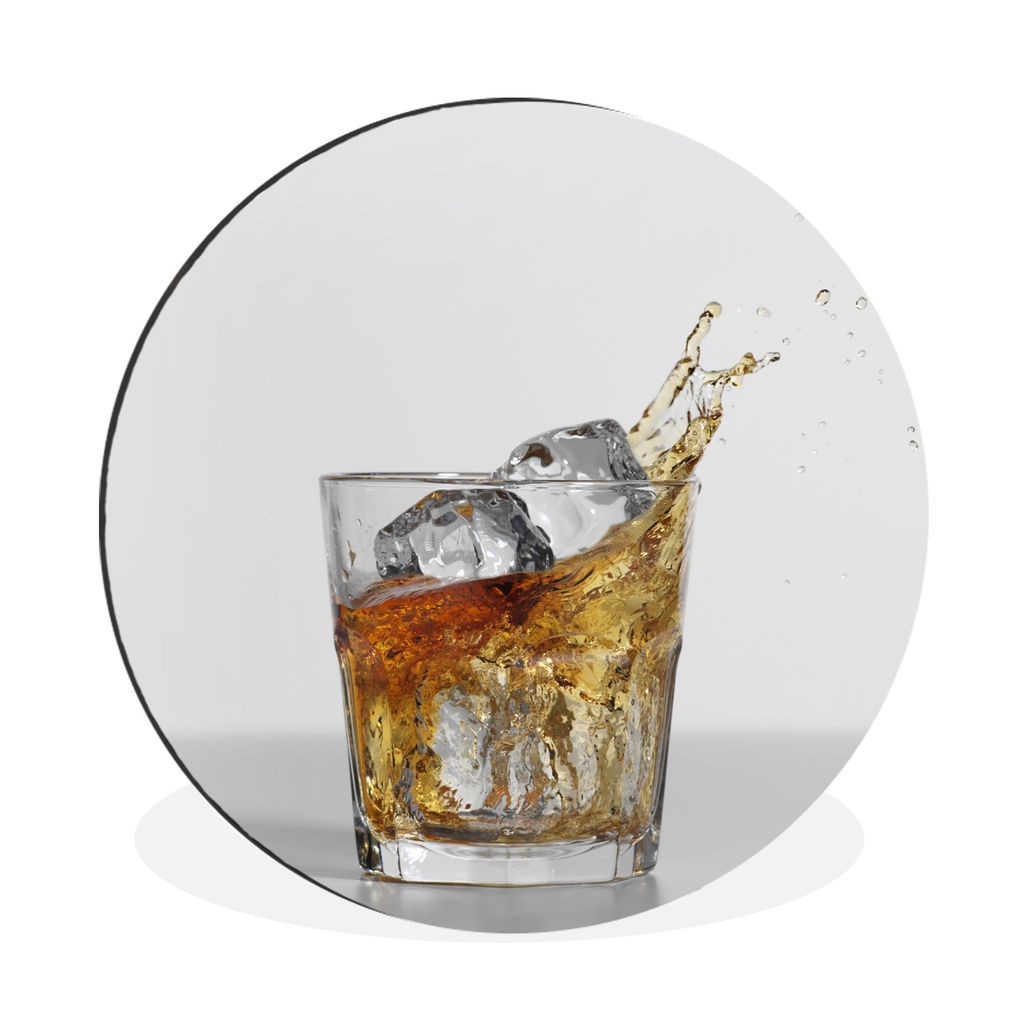 MuchoWow Aluminium Wandkreis Das Glas Whisky spritzt in alle Richtungen Ø 90 cm Wanddeko Modern Wohnzimmer - Mauerkreis - Wandbilder - Runde Bil...