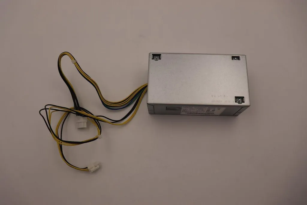 Réparer panne allumage PC Lenovo avec alimentation 180W 5P51D77135 85%