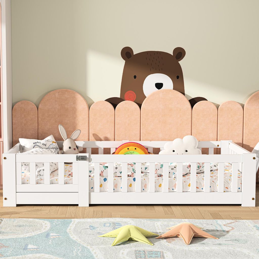 UnboxG Kinderbett 120x200cm Weiß mit Lattenrahmen und Sicherheitsgitter, Montiertes Bett mit Tür für Kleinkinder, Robustes Holzbett für Wachstu...
