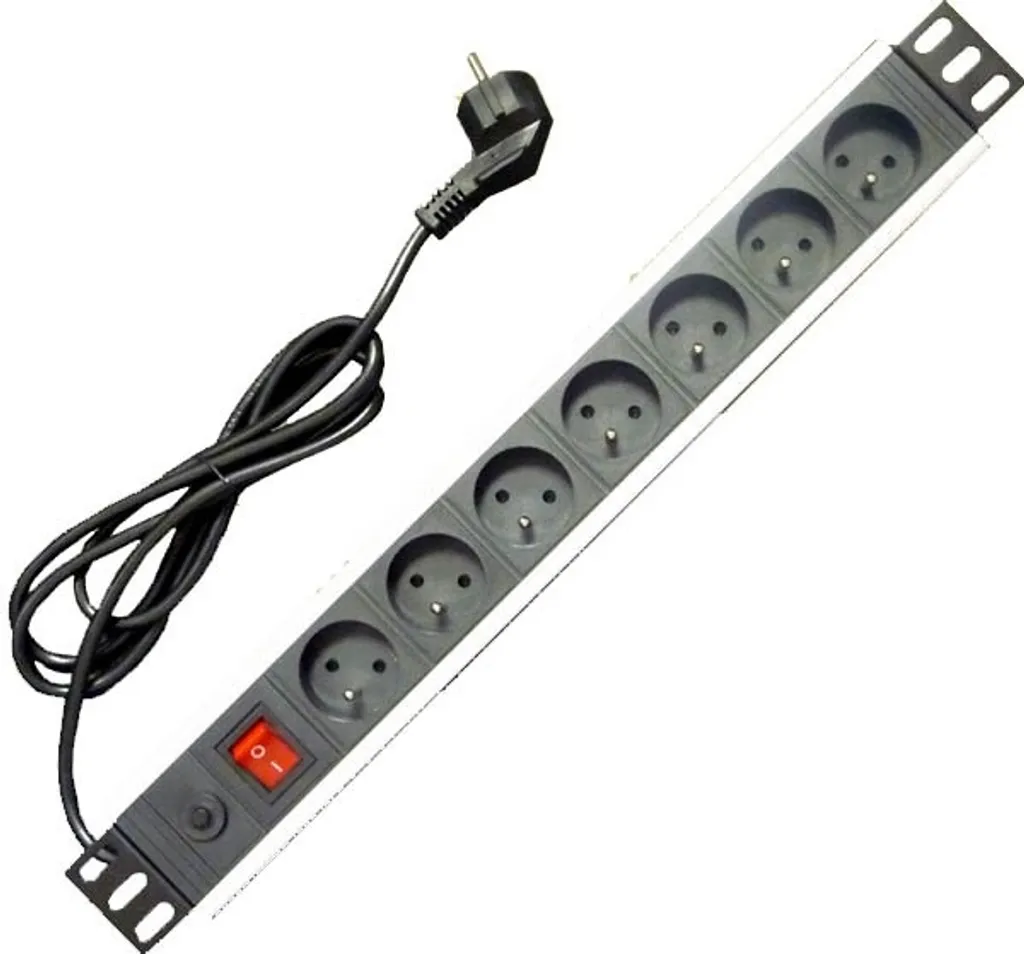Sécurisez vos serveurs avec ce bandeau 19'' 7 prises protection 16A