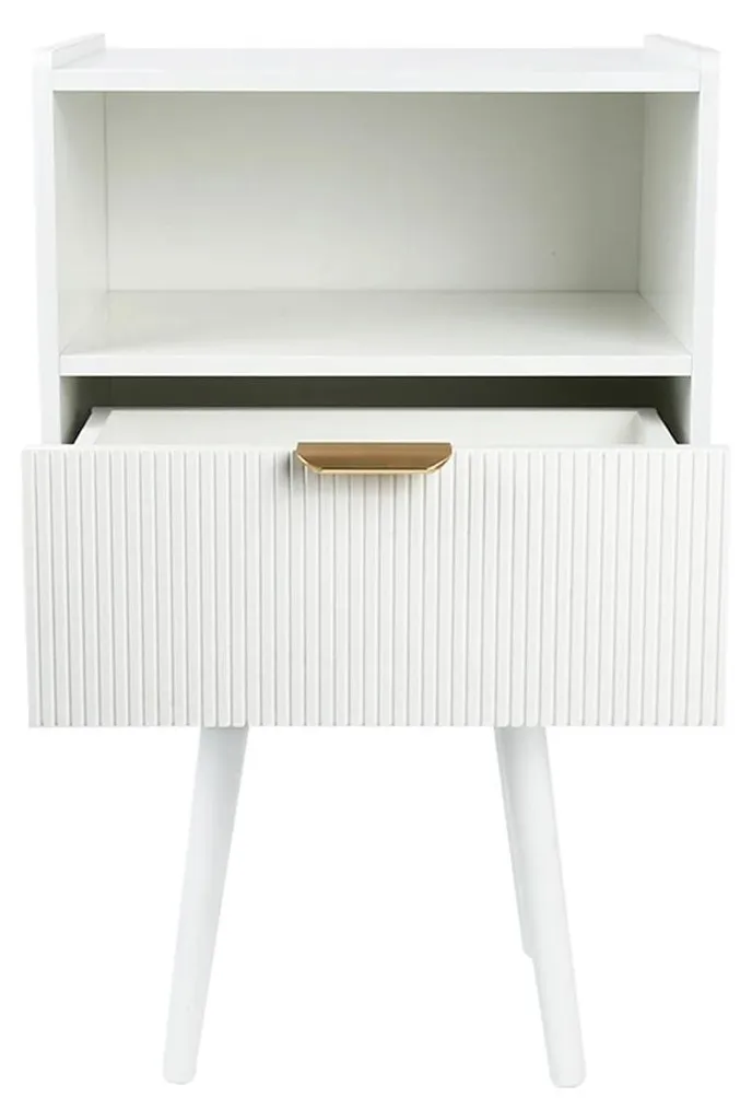 Table de chevet compacte blanche : la solution gain de place par excellence