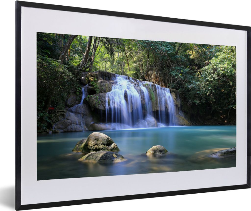 MuchoWow MuchoWow Gerahmtes Poster Felsen unter den Wasserfällen des Erawan-Nationalparks 60x40 cm - Poster mit zchwarzem Bilderrahmen - Schla...