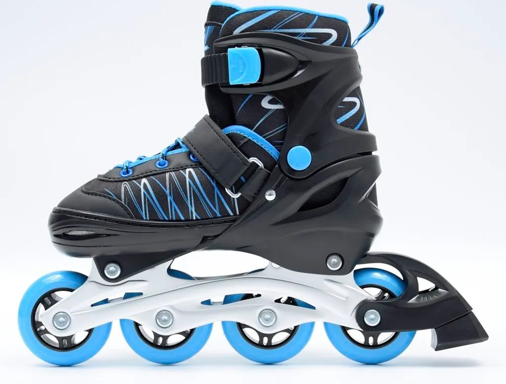 Kit de patins à roulettes ajustables protections casque Cap Loisirs Très bon état - Sport & Plein air Kit de patins à roulettes ajustables protections casque Cap Loisirs Très bon état - Sport & Plein air