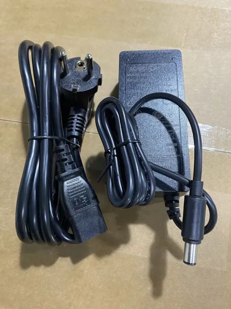 19V 3,42A 65W Netzteil Ladegeräte für SWAREY S550 Plus 550W SWAREY S500 Pro 500W SWAREY S200 Solarspeicher Power Station Stromerzeuger