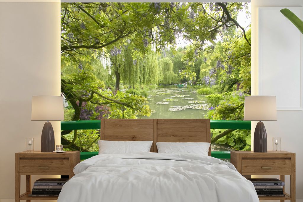 MuchoWow Fototapete für Wohnzimmer oder Schlafzimmer Wandtapete Vinyl Motivtapete Blick auf das Wasser von der japanischen Brücke im Garten von...
