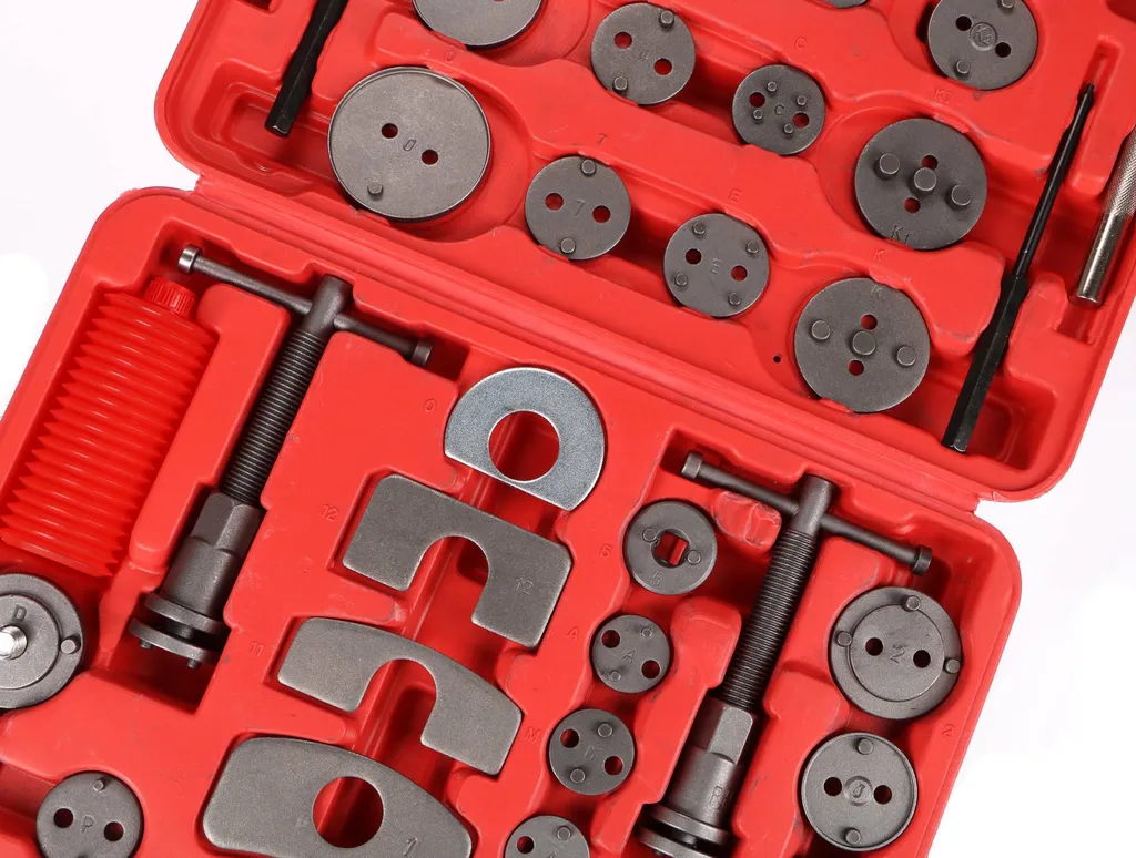 Comment repousser un piston de frein grippé ? Kit SIXTOL SX1104 complet - 2